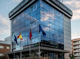 Bea Beach Hostel, Hotel in Águilas