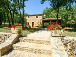 ホテル写真: Sainte-Foy-de-Longas Villa Sleeps 2 Pool WiFi