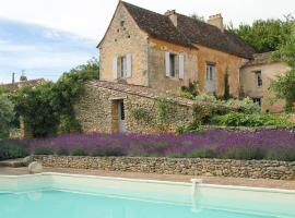 Хотел снимка: Les Pourroux Villa Sleeps 8 Pool Air Con WiFi