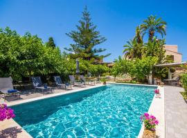 Zdjęcie hotelu: Alcudia Villa Sleeps 7 Pool WiFi