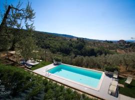 A picture of the hotel: Casorelle Villa Sleeps 8 Pool WiFi