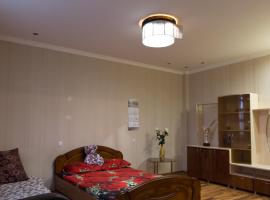 Ξενοδοχείο φωτογραφία: Apartment on centre Ostrovskogo, 8