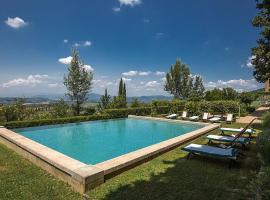ホテル写真: San Polo in Chianti Villa Sleeps 12 Pool Air Con
