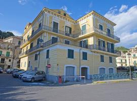 Fotos de Hotel: Vietri sul Mare Villa Sleeps 3 Air Con WiFi