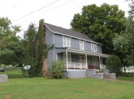 A picture of the hotel: The Watauga House