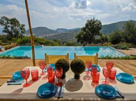 Hotelfotos: Porto Ercole Villa Sleeps 9 Pool Air Con