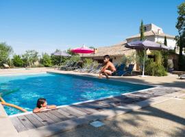 Hotel fotoğraf: Villedubert Villa Sleeps 18 Pool Air Con WiFi