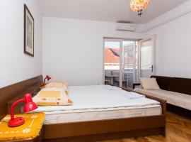 A picture of the hotel: guest house ljubica - double room with private bathroom-2