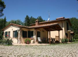 A picture of the hotel: La Costa Villa Sleeps 13 Pool WiFi