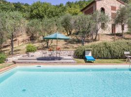 Hotel Photo: San Concordio di Moriano Villa Sleeps 4