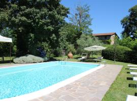 Hotel fotografie: Rupecanina Villa Sleeps 12 Pool WiFi