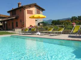 Hotelfotos: Senni Villa Sleeps 8 Pool Air Con WiFi