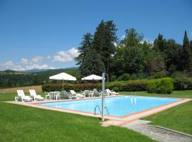 Foto di Hotel: Casole d'Elsa Villa Sleeps 12 Pool WiFi