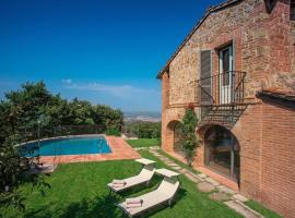 Hotel Photo: Arezzo Villa Sleeps 10 Pool Air Con WiFi