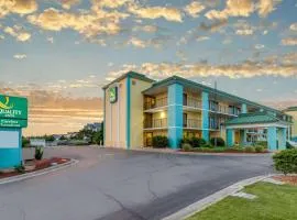 Quality Inn Carolina Oceanfront, отель в городе Килл-Девил-Хиллс