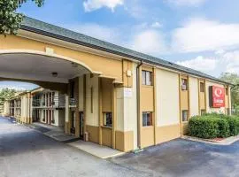 Econo Lodge Inn & Suites Matthews - Charlotte, hotel en Matthews