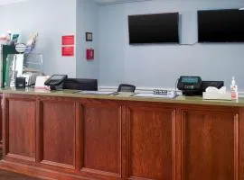 Econo Lodge Inn & Suites Sandusky South