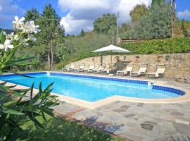 Hotel Photo: Pergaccio Villa Sleeps 8 Pool Air Con WiFi