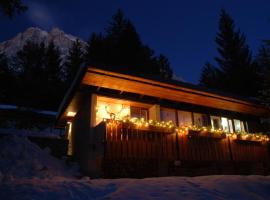 Hotel Photo: CHALET IN THE WOOD