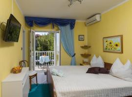 酒店照片: rooms tupina by paulina - standard double room with balcony and sea view (roo...