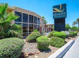 รูปภาพของโรงแรม: Quality Inn & Suites Phoenix NW - Sun City