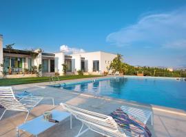 Фотография гостиницы: Rigaletta Villa Sleeps 5 Pool Air Con WiFi