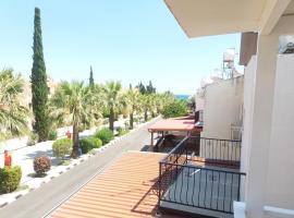 Pirgos beach house, hotell Larnakas