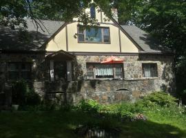 Maurrocks - A Pocono Mountains B&B, hotel v destinaci Mount Pocono