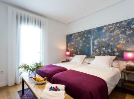 รูปภาพของโรงแรม: Apartamentos RG Plaza de España