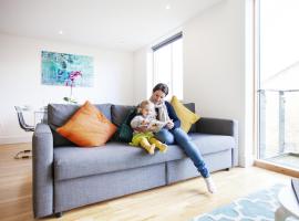 Urban's Large 2 bed, 2 bath luxury apartment with secure parking, Hotel in Oxford