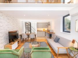 Hotel foto: The Flying Kite Loft - Modern 1BDR near City Centre