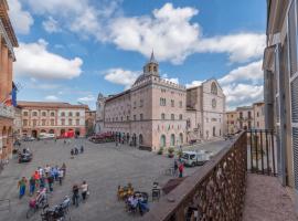 รูปภาพของโรงแรม: La Residenza in Piazza Grande