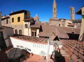 होटल की एक तस्वीर: Appartamento Terrazza con Vista in Centro