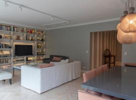 Zdjęcie hotelu: Recoleta Luxury, park view, 3 bedroom Apt. New.