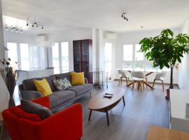 รูปภาพของโรงแรม: Sadana Apartment