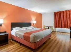 Motel 6-New Stanton, PA