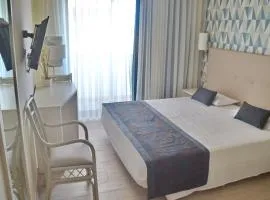 Ouril Hotel Julia