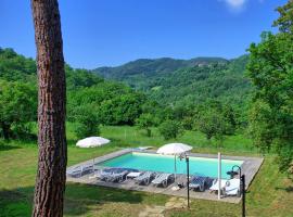 Hotel Foto: Castiglion Fiorentino Villa Sleeps 8 Pool WiFi