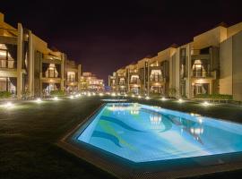 Faris Villas للعائلات فقط-الصفحة الرسمية لمنتجع فلل فارس, ξενοδοχείο σε Al Khiran