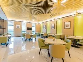 Atour Hotel (Nanjing Xingang Development Area)