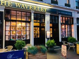 The Waverley Hotel, hotel in Callander