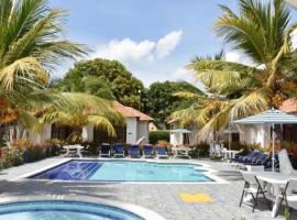 Condominio Atlantis, hotel i Coveñas