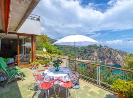 Хотел снимка: Tossa de Mar Apartment Sleeps 5