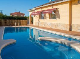 호텔 사진: Roda de Bera Villa Sleeps 8 Pool Air Con