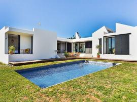 Hình ảnh khách sạn: Ibiza Town Villa Sleeps 7 Pool Air Con