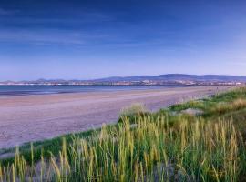 Hotel Foto: Clontarf House - Overlooking the Sea