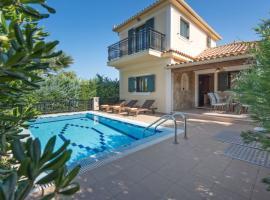 Hình ảnh khách sạn: Limni Keriou Villa Sleeps 5 Pool Air Con WiFi