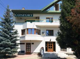 Foto di Hotel: Pensiunea Confort