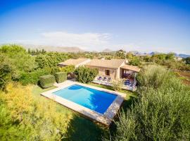 Hotel Photo: Pollenca Villa Sleeps 6 Pool WiFi