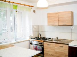 รูปภาพของโรงแรม: Apartament Studio - Mehoffera 1